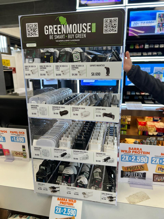 Mobile Phone Accessories Display Rack: A Showcase of Acrylic Excellence