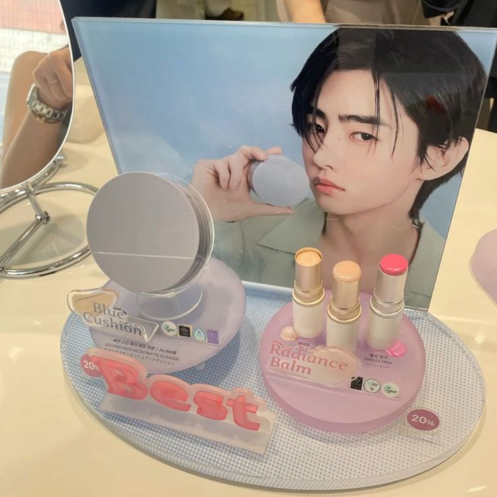Makeup Tester Display Stand for Beauty Retail Stores